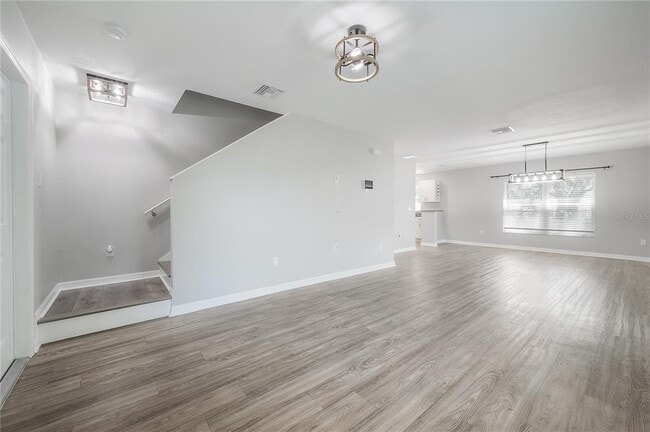 Foto del edificio - 595 Shady Grove Dr