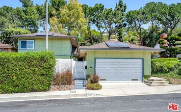 Building Photo - 4076 Tropico Way