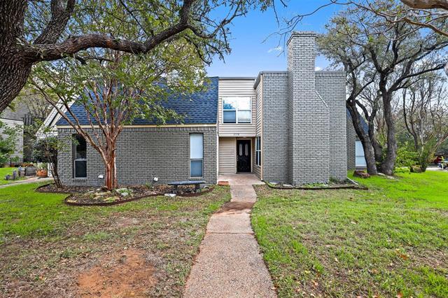 Primary Photo - 2158 Fleur De Lis Ct
