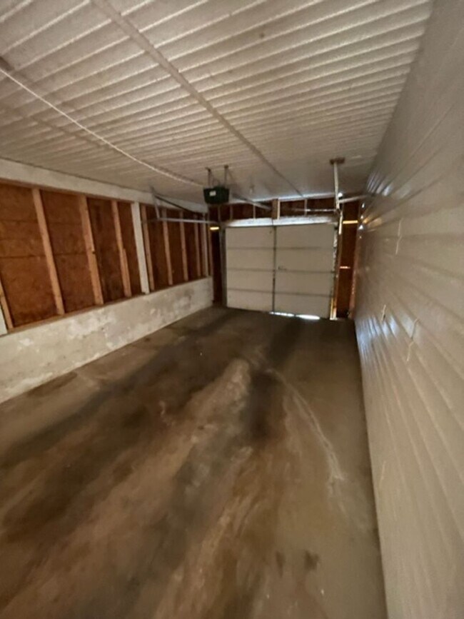 Foto del edificio - Maryville 37804 - 3 bedroom, 2 bath home w...