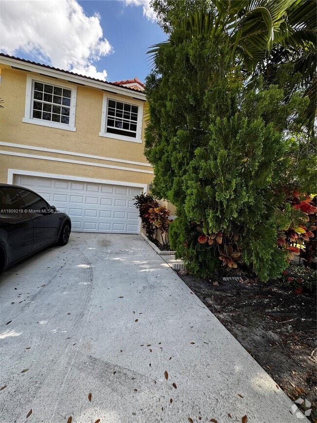 Building Photo - 15076 SW 51st St
