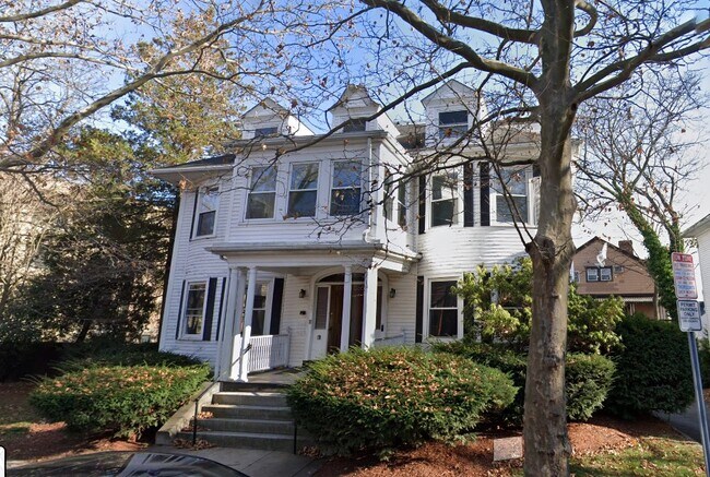 Foto del edificio - 187 Central St