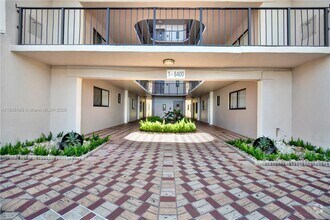 Building Photo - 8400 SW 133rd Avenue Rd