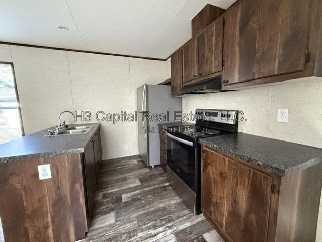 Foto del edificio - 523 Lone Robin St