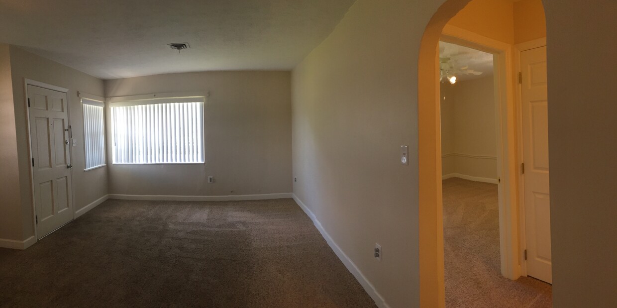 Family Room - 617 North Canal Street