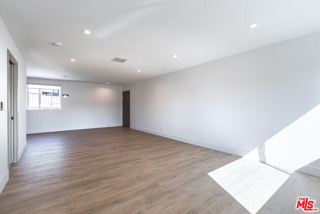 Foto del edificio - 12425 Texas Ave