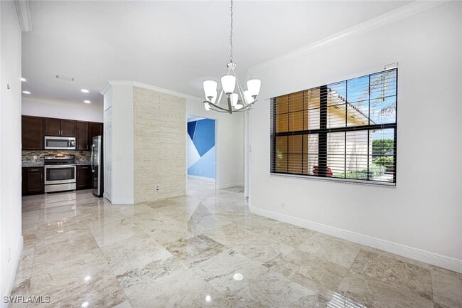 Foto del edificio - 11992 Five Waters Cir
