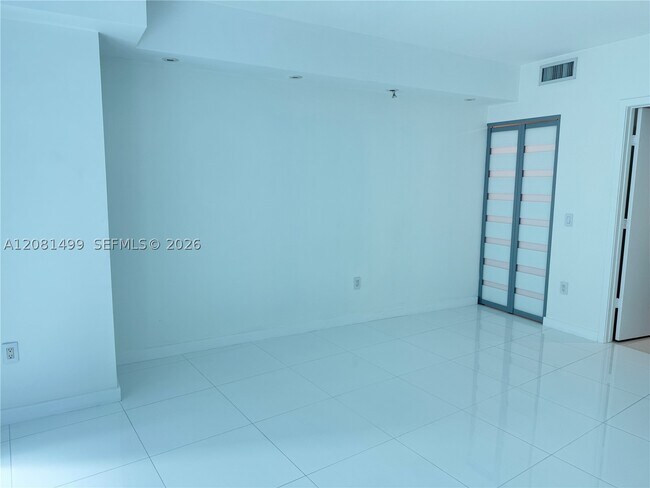 Foto del edificio - 1100 S Miami Ave