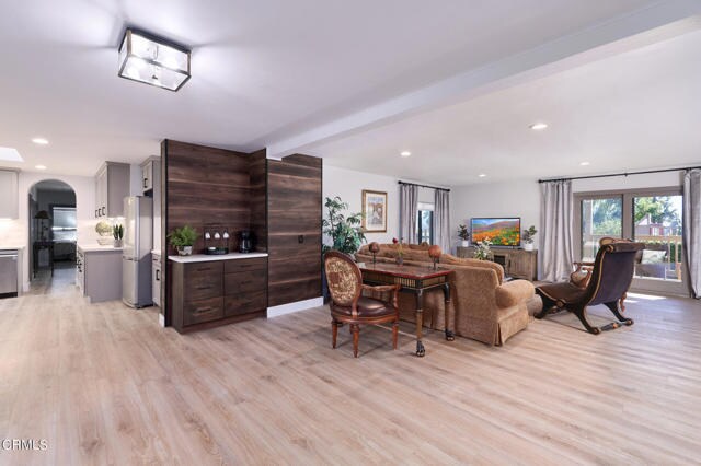 Foto del edificio - 50 Lori Ln