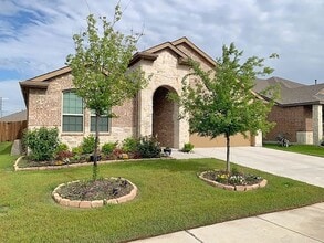 Building Photo - 4016 Spur Trail Dr