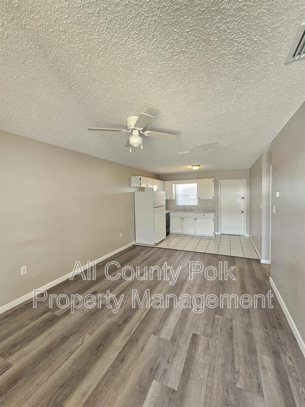 Foto del edificio - 455 Buck Moore Rd
