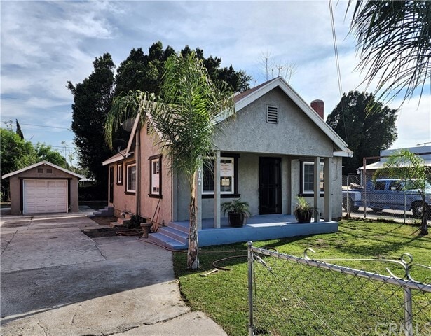Primary Photo - 1217 W Base Line St