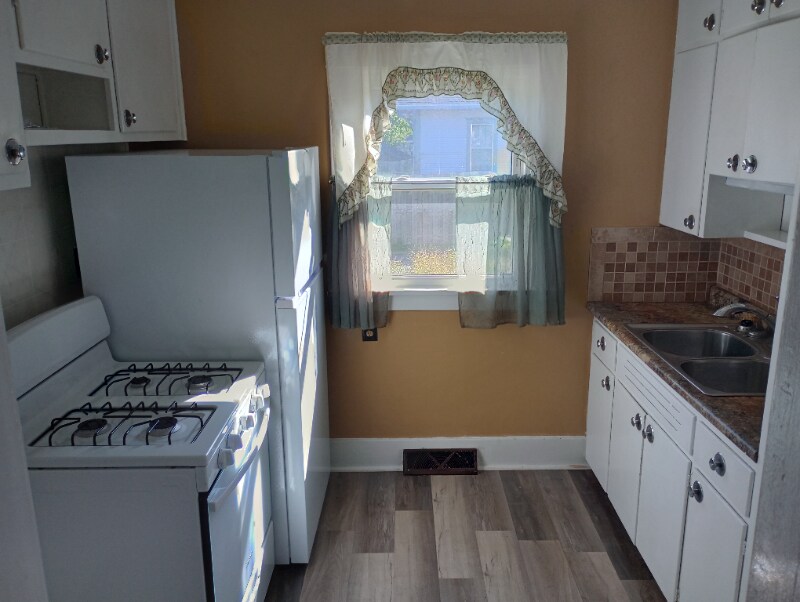 Foto principal - 19 5th Ave NW