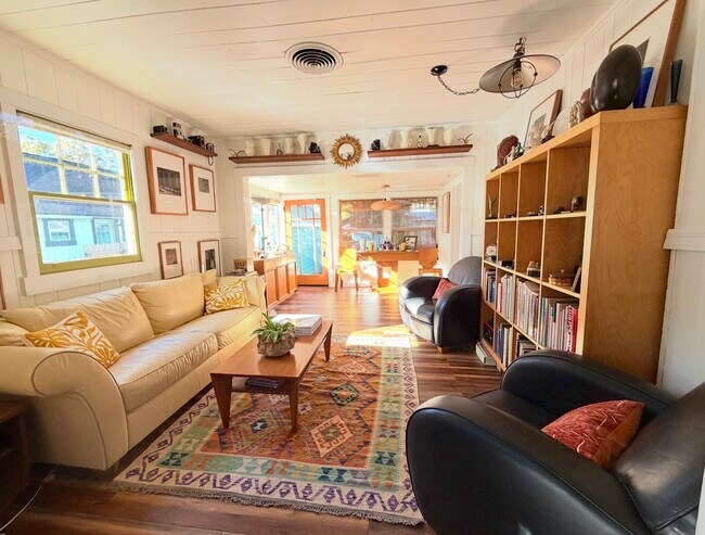 sala de estar - 1614 Ballard Park Dr