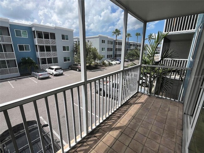 Foto del edificio - 2755 Coconut Bay Ln