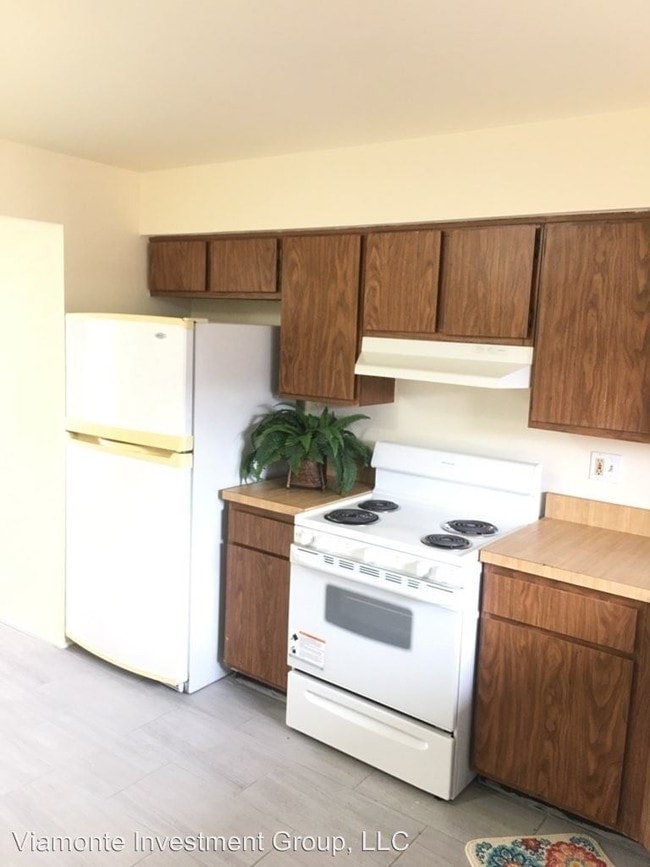 Building Photo - 6409 Country Ridge Dr