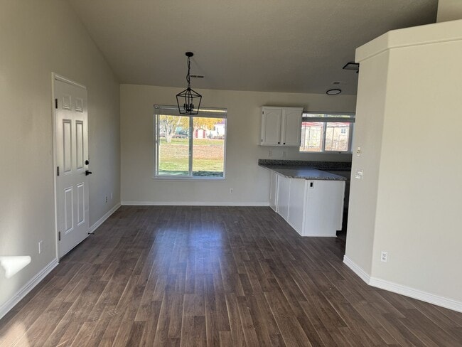 Building Photo - Ranch Rambler in Enoch