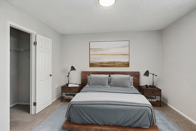 Building Photo - Parc at Creekside