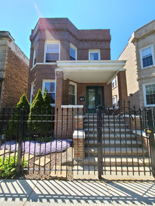 Foto del edificio - 4642 St Louis Ave