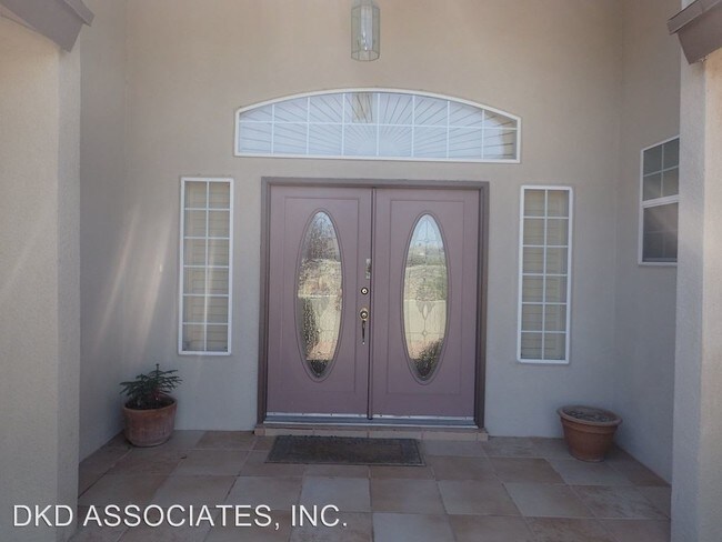Building Photo - 1345 Rancho Grande Dr