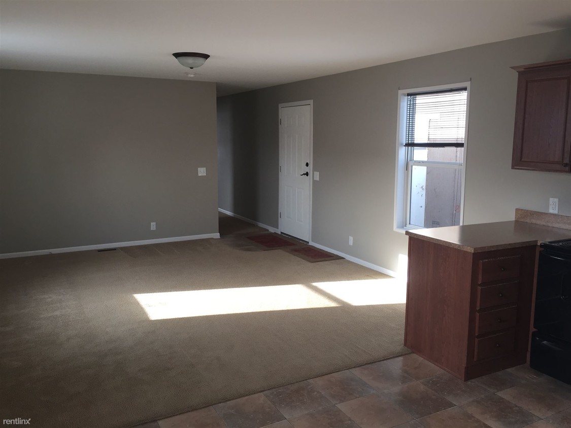 Foto del edificio - 3 br, 2 bath Mobile Home - 1404 7th Ave SE