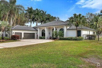 Building Photo - 3500 Fairfax Ln