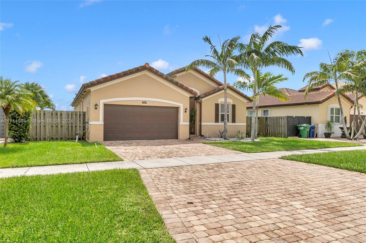 Foto principal - 13010 SW 280th St