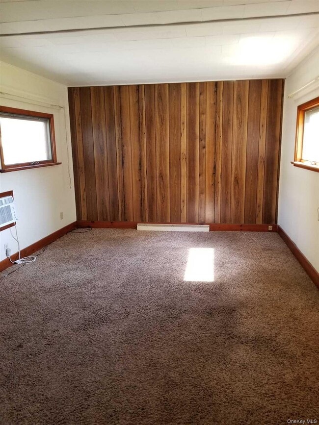 Foto del edificio - 24 Lagrange Ave