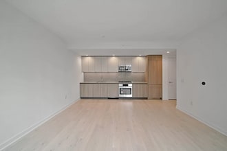 Building Photo - 155 Bay St