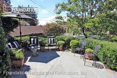 Building Photo - 21 Oakdale Ave