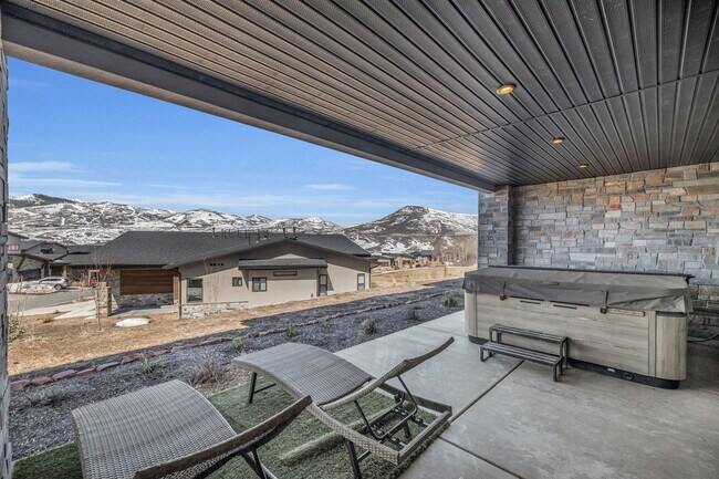 Foto del edificio - 11447 N Groves Edge Dr