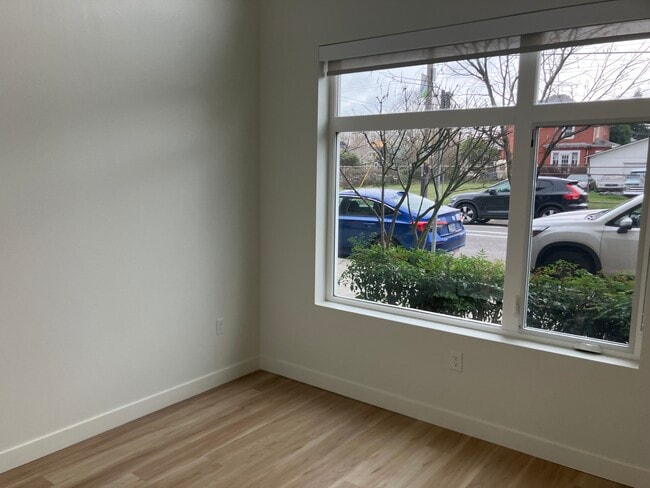 Building Photo - Solace