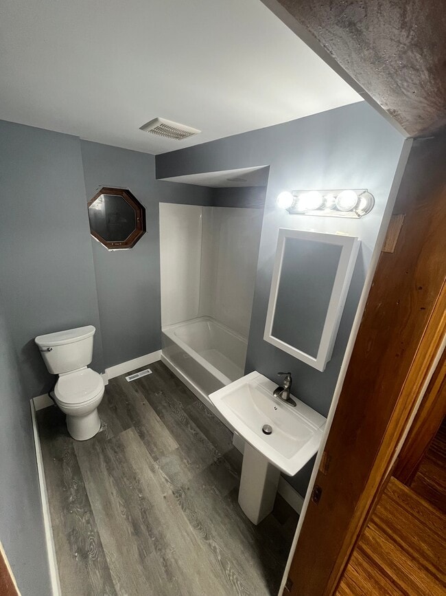 Foto del edificio - 1079 Garson Ave