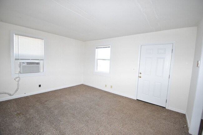 Foto del edificio - 1224 Greenfield Dr