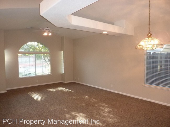 Foto del edificio - 3 br, 2 bath House - 7643 Brookover Court