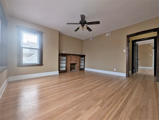 Foto del edificio - 3114 N Kilpatrick Ave