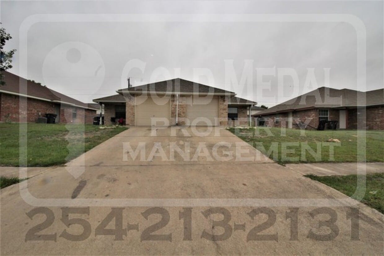 Foto principal - 2802 Alma Dr