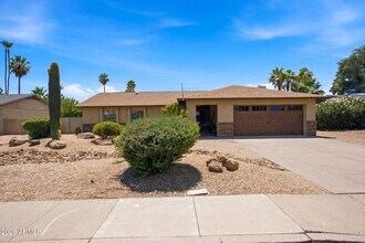 Building Photo - 6259 E Acoma Dr