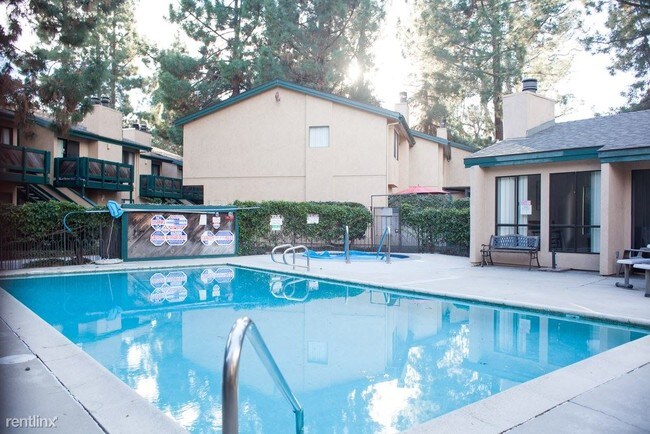 Building Photo - 2 br, 2 bath Condo - 570 Peach St Apt 8