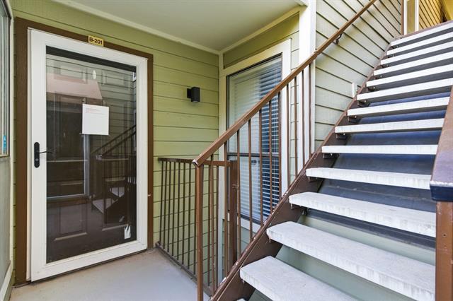 Foto del edificio - 3101 Sondra Dr