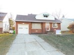 Primary Photo - 3 Bed - 2 Full Bath Cape Cod for Rent in E...