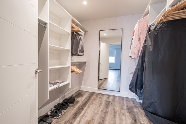 Photo du bâtiment - West Village at the Parks