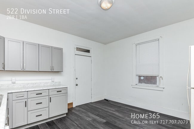Building Photo - Cozy 2 bed 1 bath Single-Family Home in Mo...