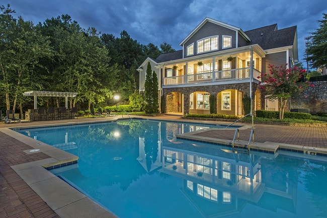 Building Photo - Oakwood Vista