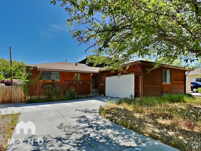 Building Photo - 2910 Apollo Way