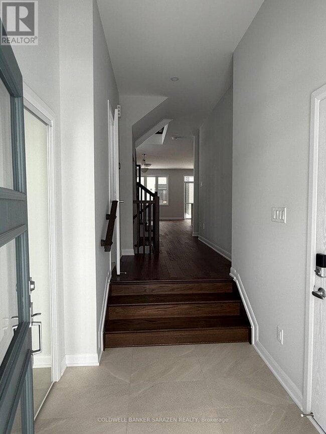 Building Photo - 731 Fairline Row