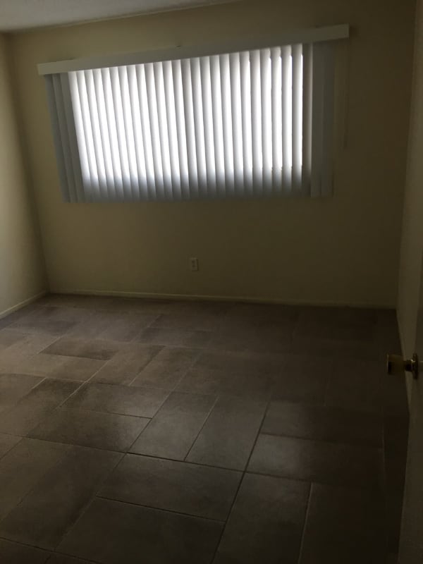 Photo - 811 Crenshaw Blvd Apartment