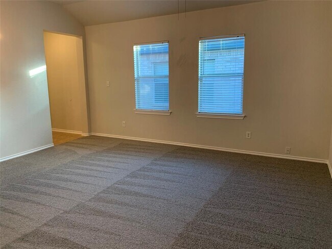 Building Photo - 1225 Redman Ave