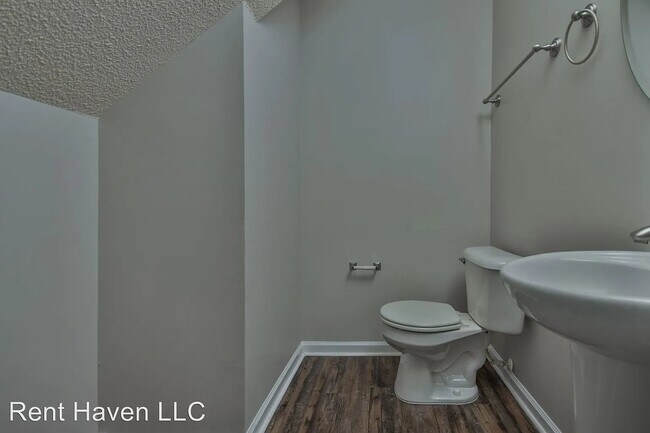 Foto del edificio - 136 Bay Front Dr