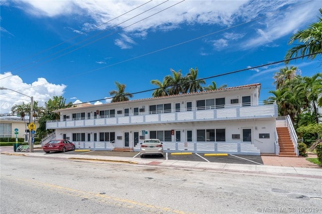 Building Photo - 345 85th St